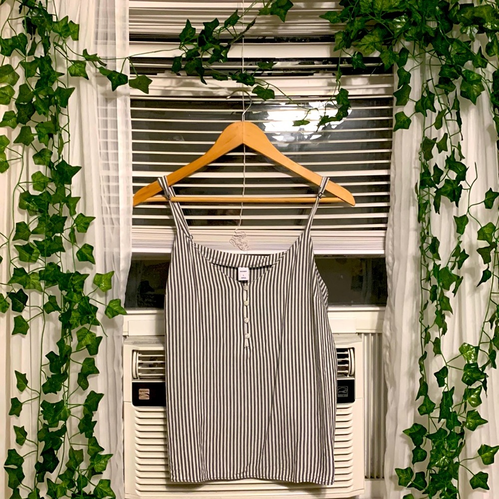 Float tank top